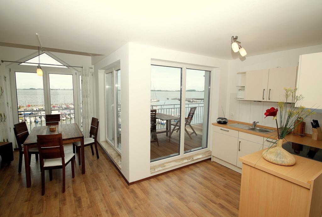 Ferienwohnung Wiek Im Hafenkieker Wiek auf Ruegen Bilik gambar